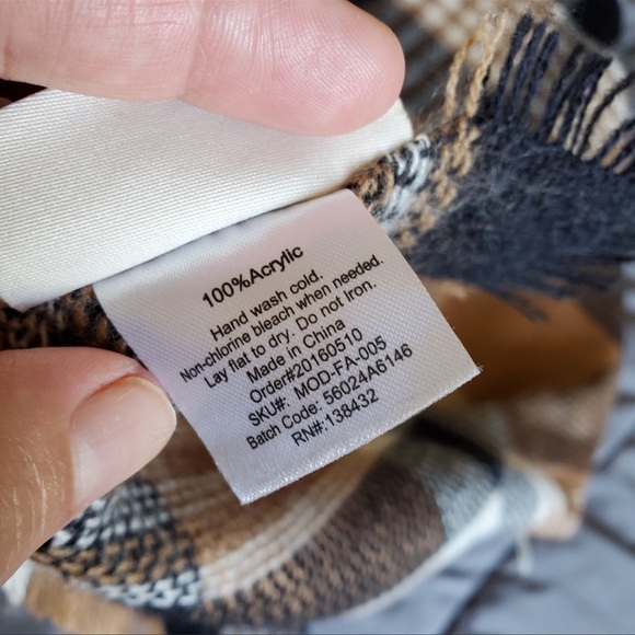 ModCloth Loch & Key Tan Black Plaid
Oversized Blanket Scarf - Picture 6 of 7